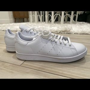 STAN SMITH ADIDAS WHITE SIZE 9